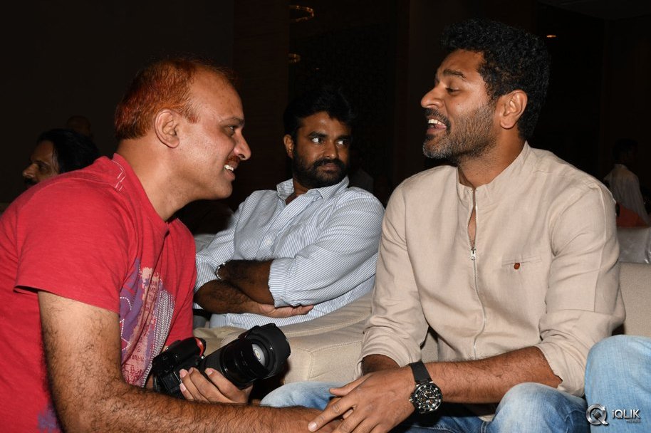 Abhinetri-Movie-First-Look-Launch